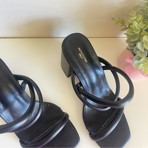 Pretty little thing Black heels - Picture 4 of 10